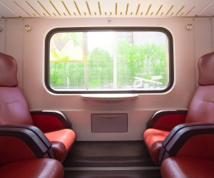 train-2344374_1920 train-2344374_1920