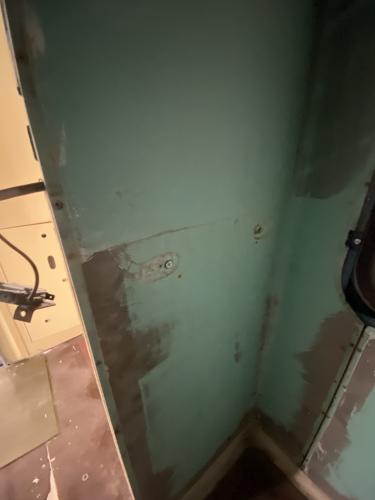 renolak-renovace-zachodu-wc-vagonu-typu-145-IMG 1810