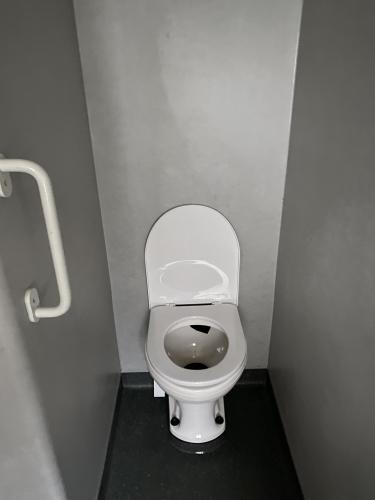 renolak-renovace-zachodu-wc-vagonu-typu-145-IMG 1938